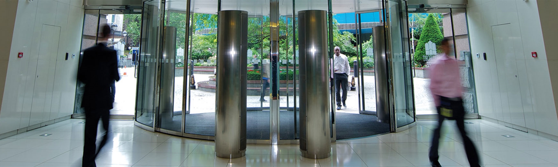 Beaufort House protects their atrium with air curtains from JS